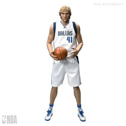 1/6 Real Masterpiece: NBA Collection – Dirk Nowitzki Action Figure